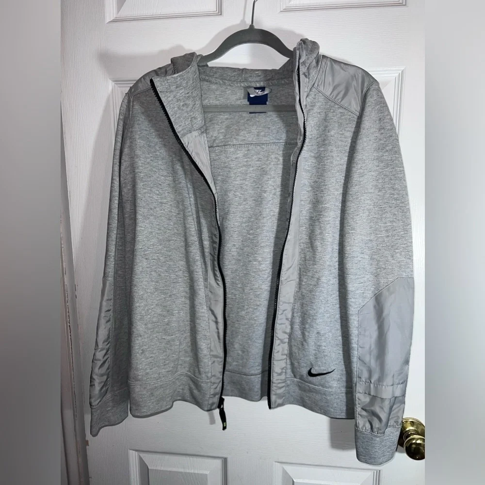 NIKE Gray Full Zipper Sleeve Pocket Hooded Jacket Sz L